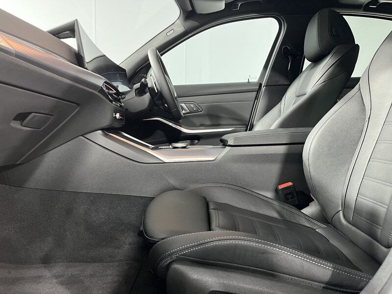 Used BMW 3 Series 2024 for sale - 77570166: Photo 37