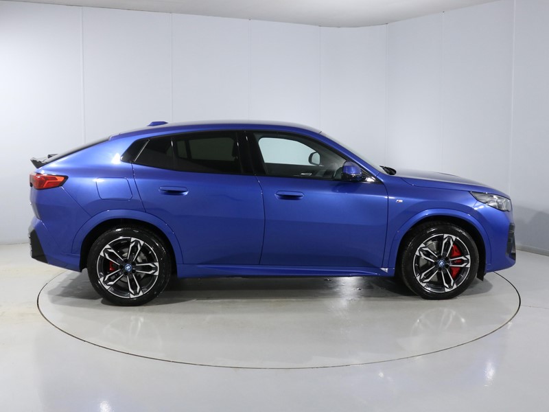 Used BMW iX2 2025 for sale - 76981201: Photo 3