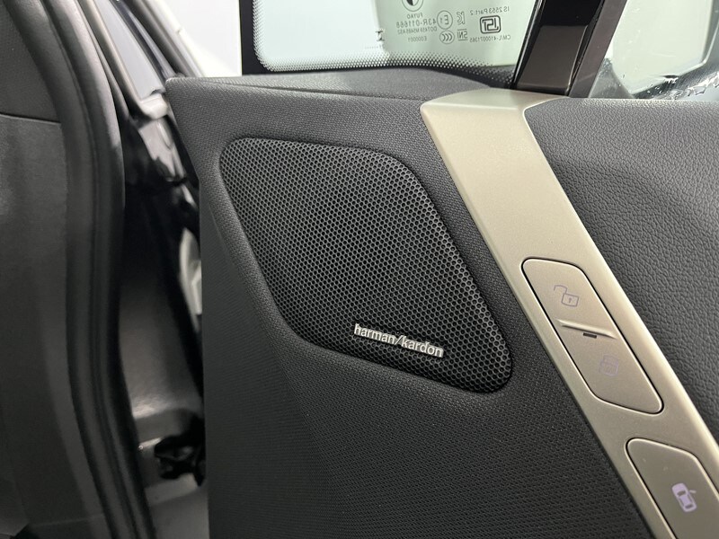 Used BMW iX 2022 for sale - 77945600: Photo 21