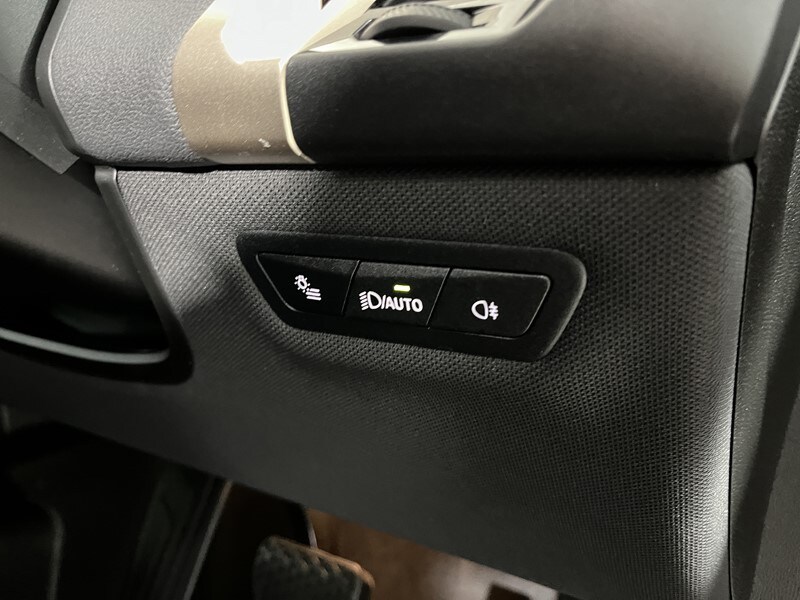 Used BMW iX 2022 for sale - 77945600: Photo 23