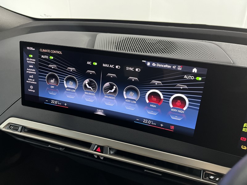 Used BMW iX 2022 for sale - 77945600: Photo 33