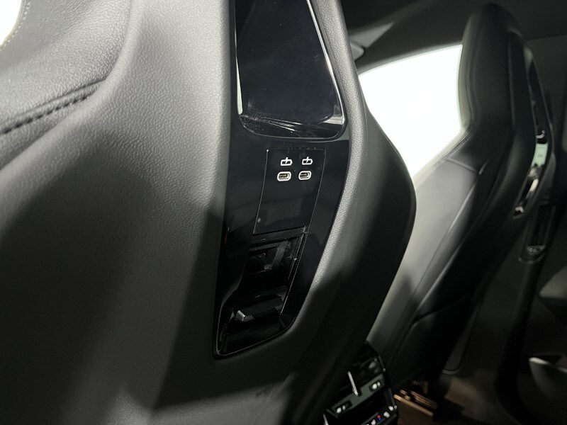 Used BMW iX 2022 for sale - 77945600: Photo 41