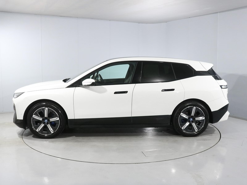 Used BMW iX 2022 for sale - 77945600: Photo 50