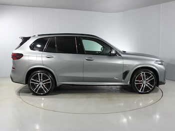 Used BMW X5 2025 for sale - 77113002: Photo