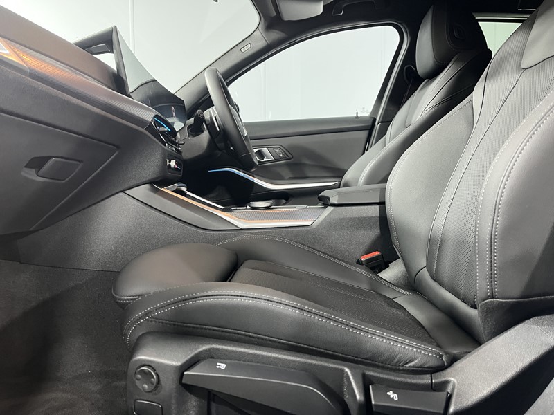 Used BMW 3 Series 2025 for sale - 77258409: Photo 36