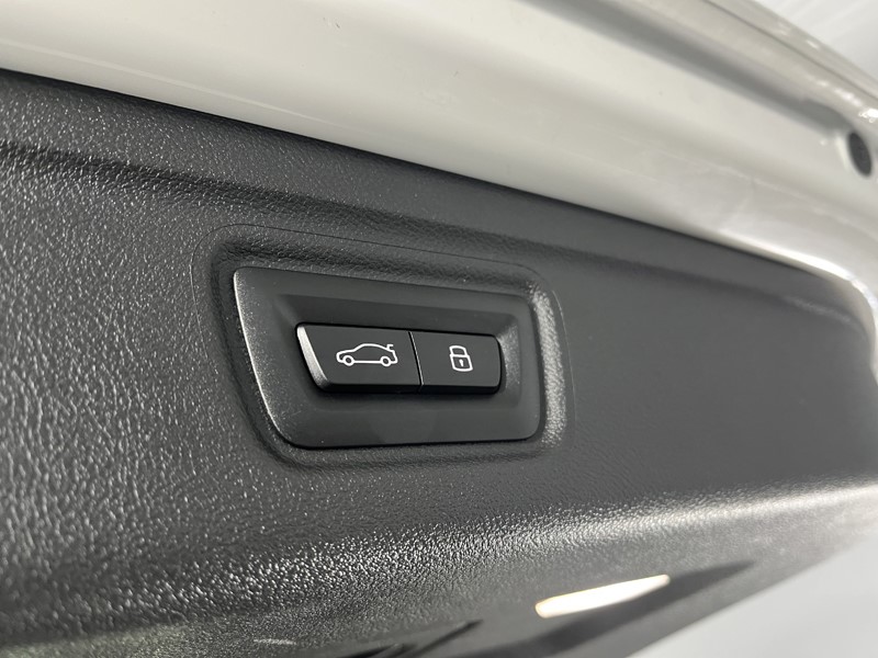 Used BMW 3 Series 2025 for sale - 77258409: Photo 47