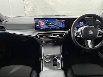 Used BMW 3 Series 2023 for sale - 76981512: Photo