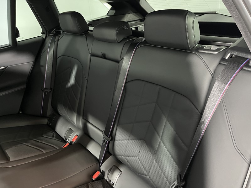 Used BMW i5 2025 for sale - 77567401: Photo 12