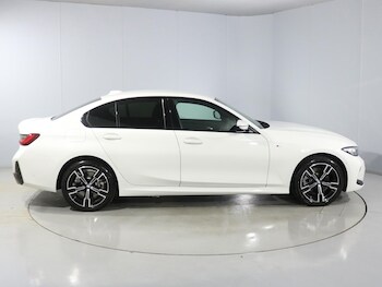 Used BMW 3 Series 2025 for sale - 76982269: Photo