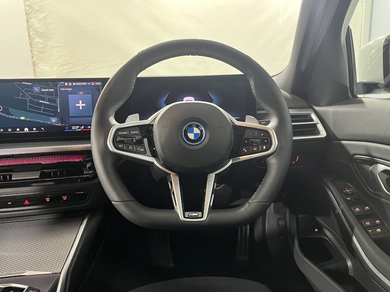 Used BMW 3 Series 2025 for sale - 76982269: Photo 5