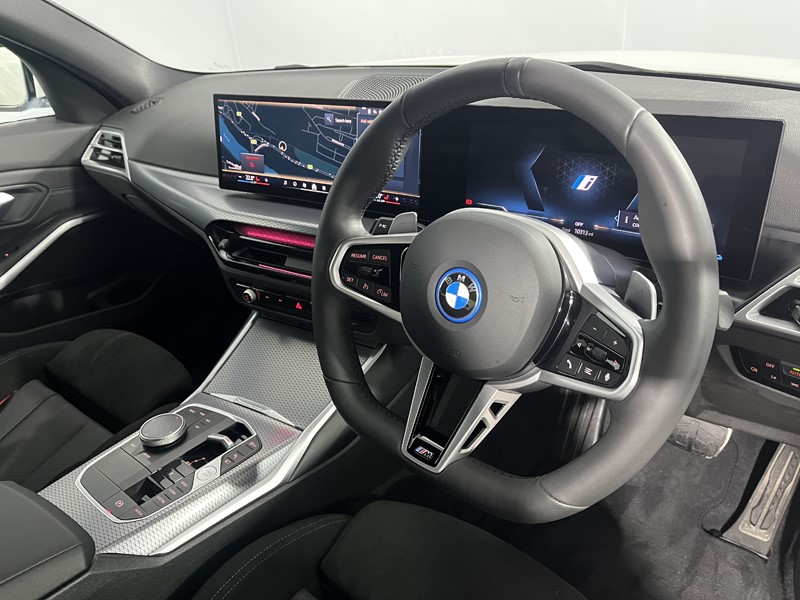 Used BMW 3 Series 2025 for sale - 76982269: Photo 6