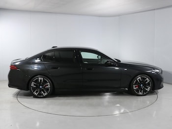 Used BMW i5 2024 for sale - 79476546: Photo