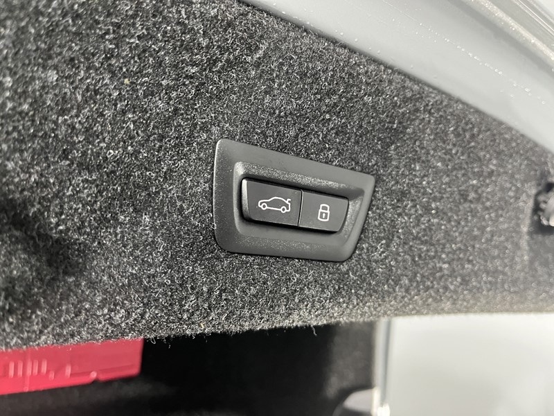 Used BMW 3 Series 2024 for sale - 76981151: Photo 49