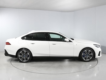 Used BMW i5 2023 for sale - 79596529: Photo