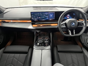Used BMW i5 2023 for sale - 79596529: Photo