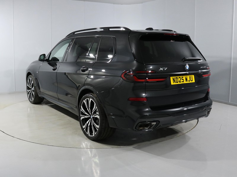 Used BMW X7 2025 for sale - 76980870: Photo 2