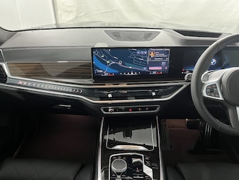 Used BMW X7 2025 for sale - 76980870: Photo