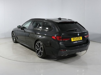 Used BMW 5 Series 2021 for sale - 79559808: Photo