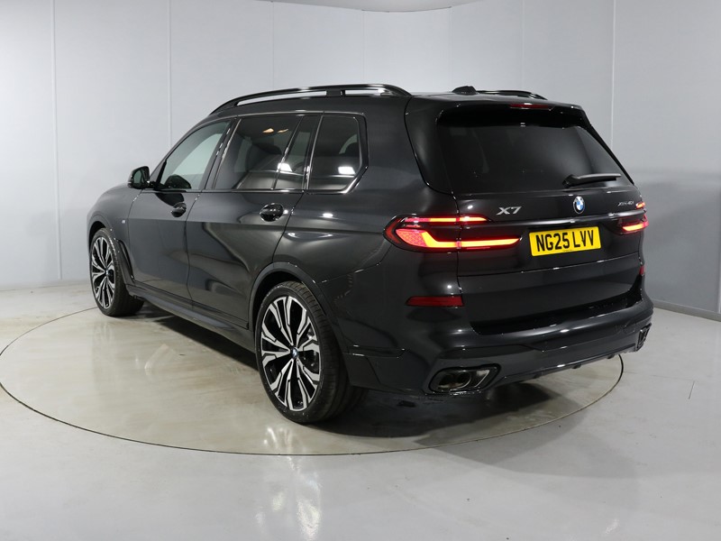 Used BMW X7 2025 for sale - 76982212: Photo 2