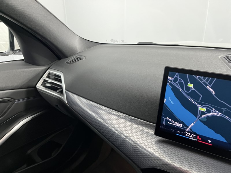 Used BMW 3 Series 2025 for sale - 77001445: Photo 26