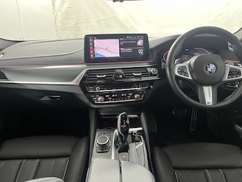 Used BMW 5 Series 2022 for sale - 78817601: Photo
