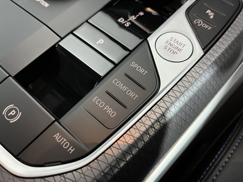 Used BMW 3 Series 2024 for sale - 77151635: Photo 34