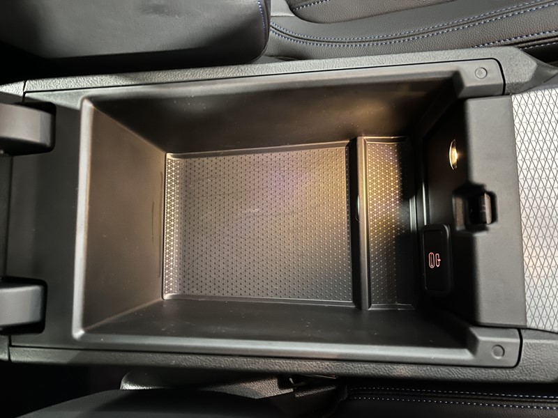 Used BMW 3 Series 2024 for sale - 77151635: Photo 35