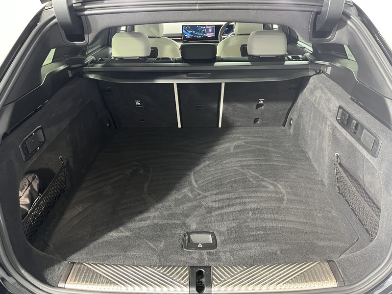 Used BMW 5 Series 2024 for sale - 76980824: Photo 13