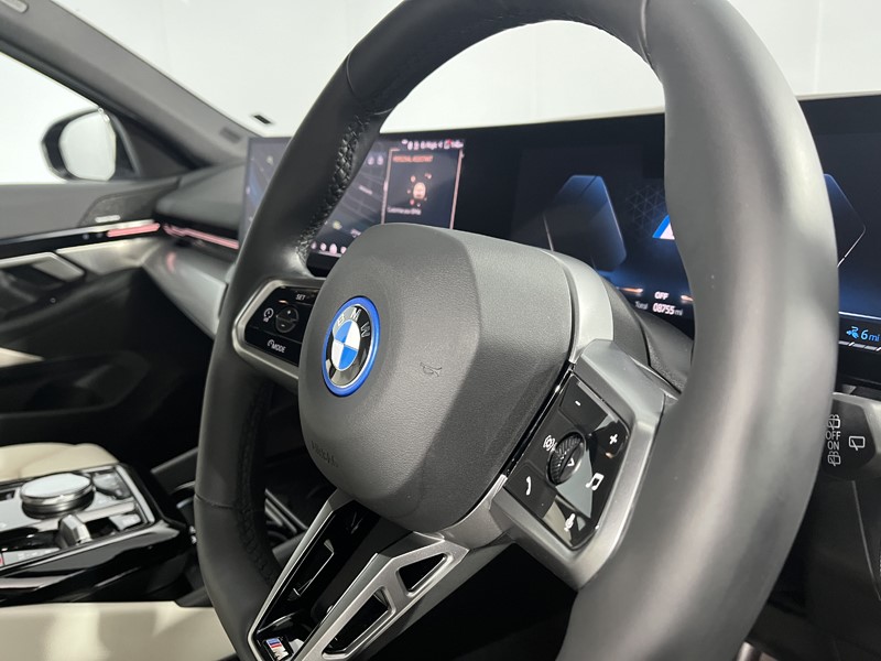 Used BMW 5 Series 2024 for sale - 76980824: Photo 24