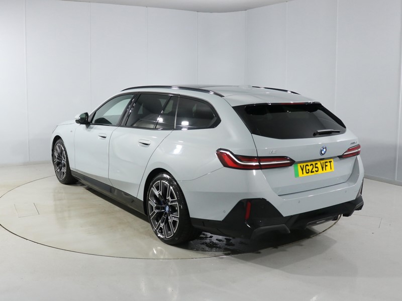 Used BMW i5 2025 for sale - 76981459: Photo 2