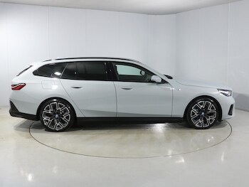 Used BMW i5 2025 for sale - 76981459: Photo
