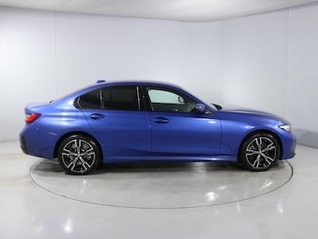 Used BMW 3 Series 2024 for sale - 77834024: Photo
