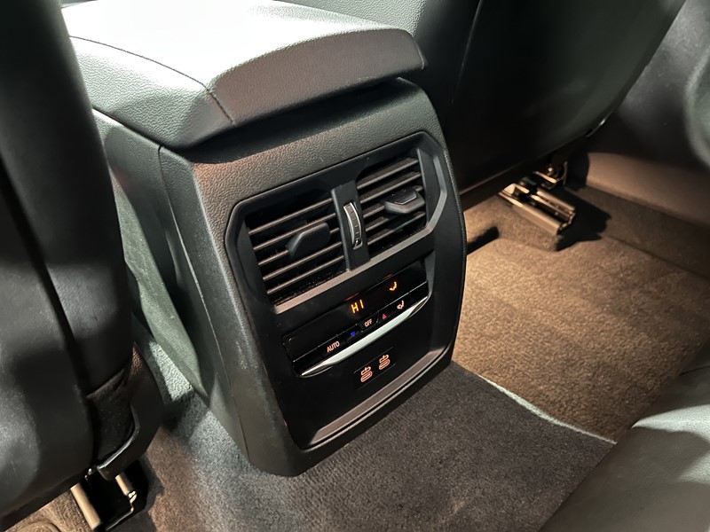 Used BMW 3 Series 2024 for sale - 77834024: Photo 40