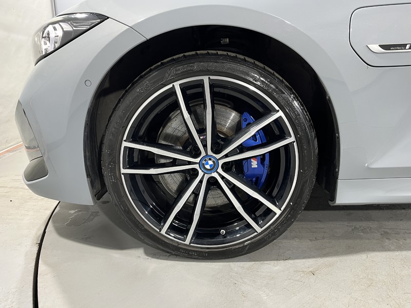 Used BMW 3 Series 2024 for sale - 77636275: Photo 14