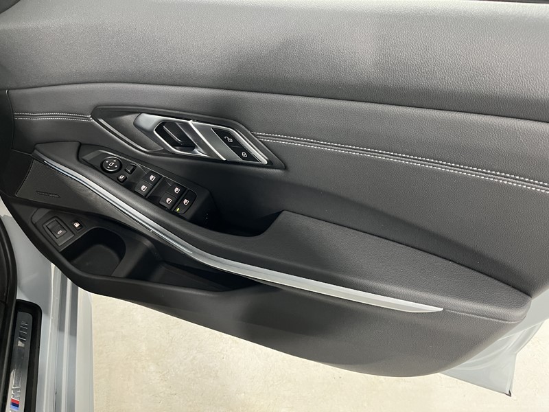 Used BMW 3 Series 2024 for sale - 77636275: Photo 20