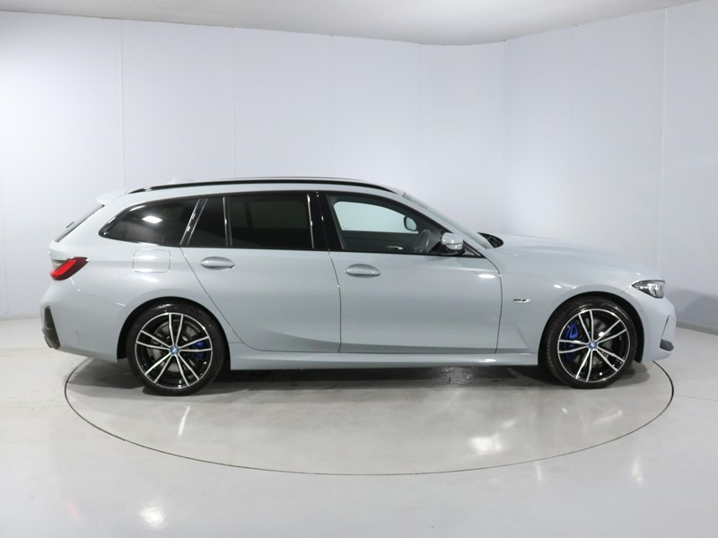 Used BMW 3 Series 2024 for sale - 77636275: Photo 3