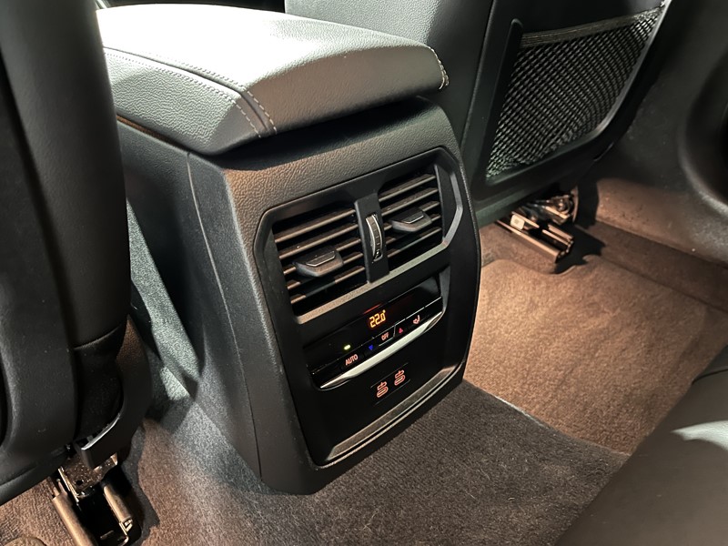 Used BMW 3 Series 2024 for sale - 77636275: Photo 42