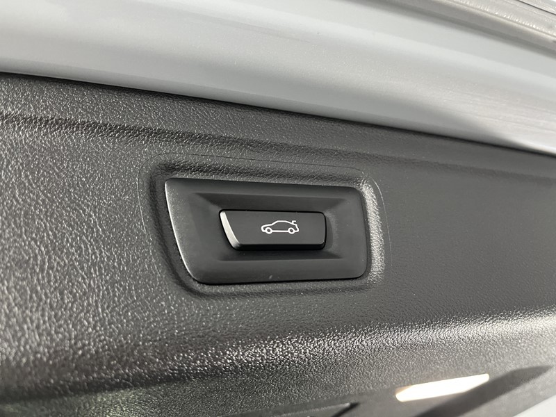 Used BMW 3 Series 2024 for sale - 77636275: Photo 50