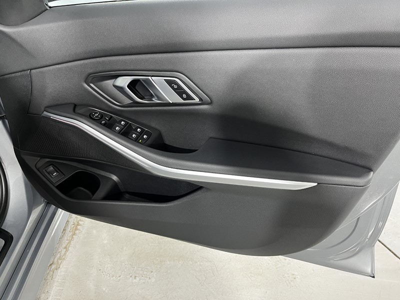 Used BMW 3 Series 2022 for sale - 76981768: Photo 20