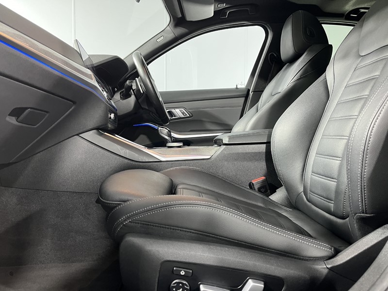 Used BMW 3 Series 2021 for sale - 77965437: Photo 40