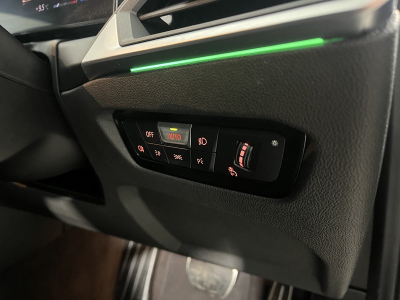 Used BMW 3 Series 2024 for sale - 77381090: Photo 21