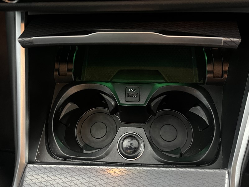 Used BMW 3 Series 2024 for sale - 77381090: Photo 32