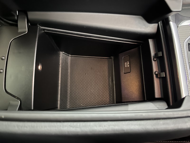 Used BMW i4 2022 for sale - 77653270: Photo 37