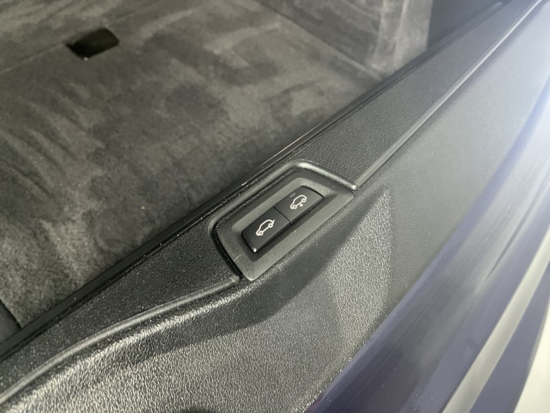 Used BMW i4 2022 for sale - 77653270: Photo 50