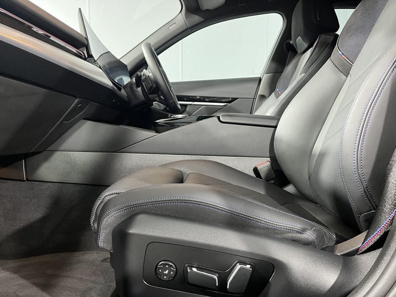 Used BMW 5 Series 2023 for sale - 76980855: Photo 37