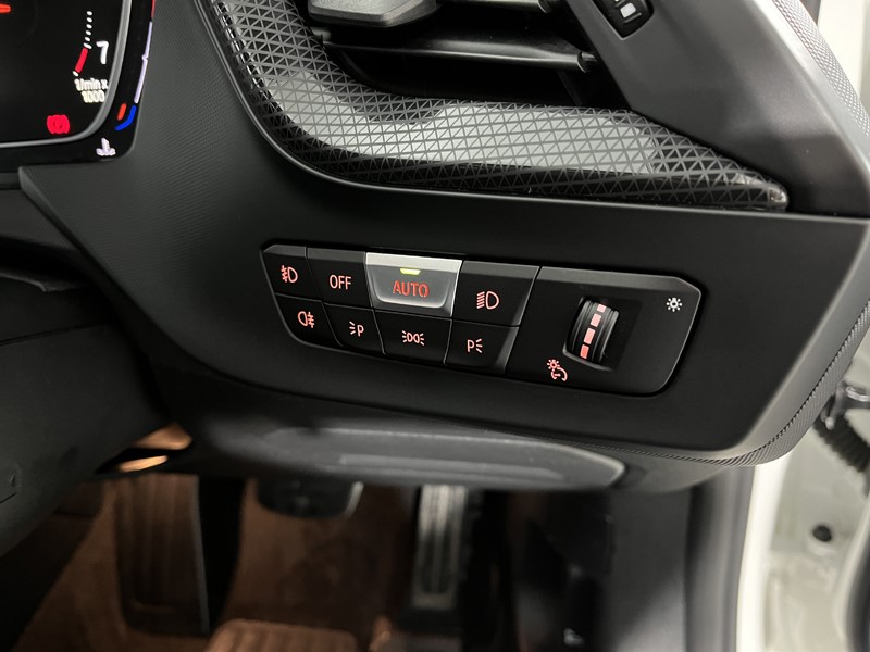 Used BMW 1 Series 2020 for sale - 76982459: Photo 21