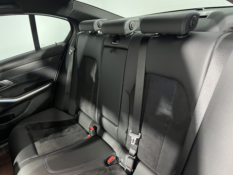 Used BMW 3 Series 2023 for sale - 77001425: Photo 12