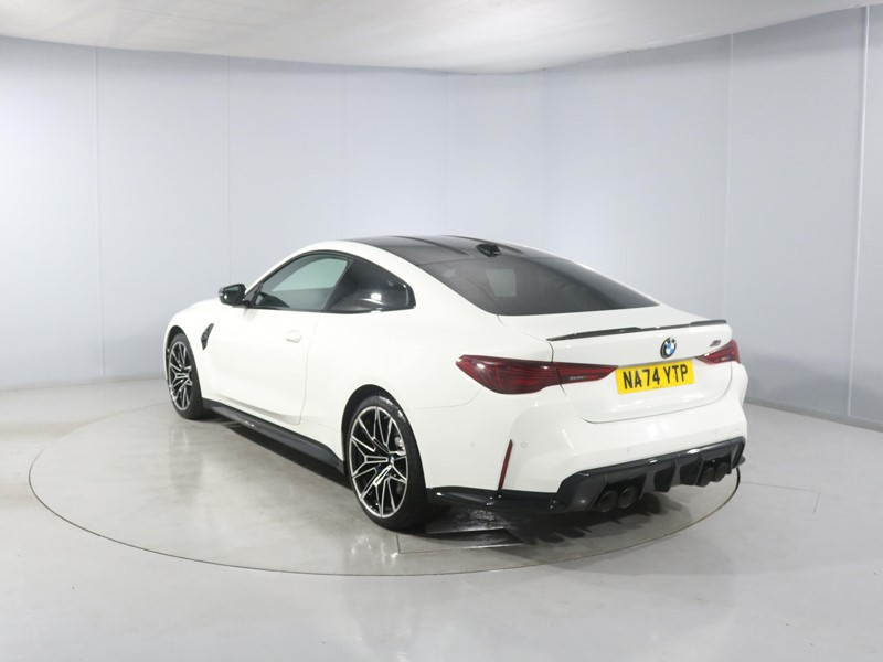 Used BMW M4 2024 for sale - 77675522: Photo 2