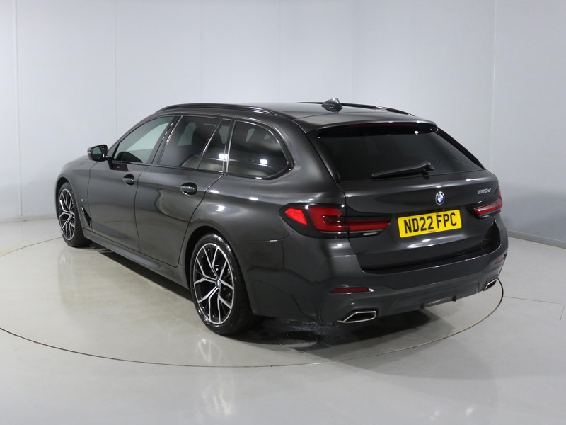 Used BMW 5 Series 2022 for sale - 77025589: Photo 2