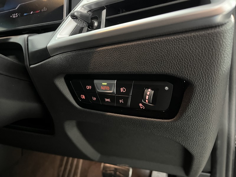 Used BMW 3 Series 2025 for sale - 77718119: Photo 22